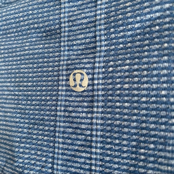 💙 RARE BUFFALO SABRES COLORS LONG SLEEVE LULULEMON HALF ZIP​ - Picture 6 of 7